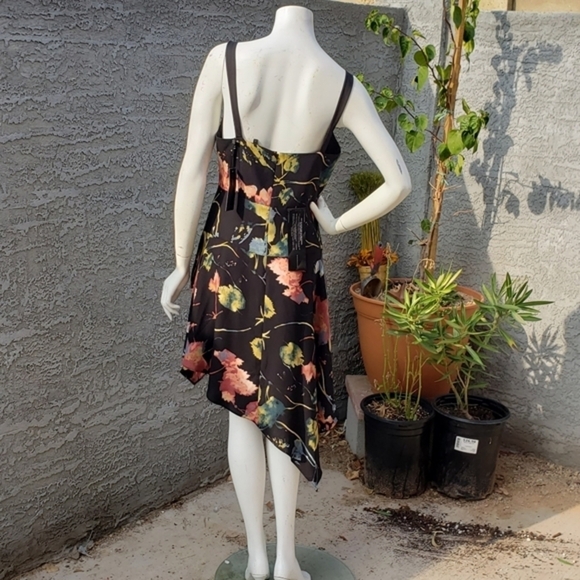 NEW BCBGMAXAZRIA DRESS - Picture 9 of 9